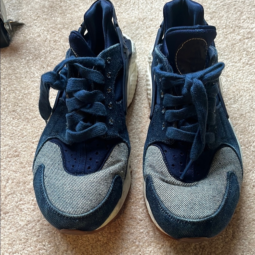 Stylish Blue Sneakers